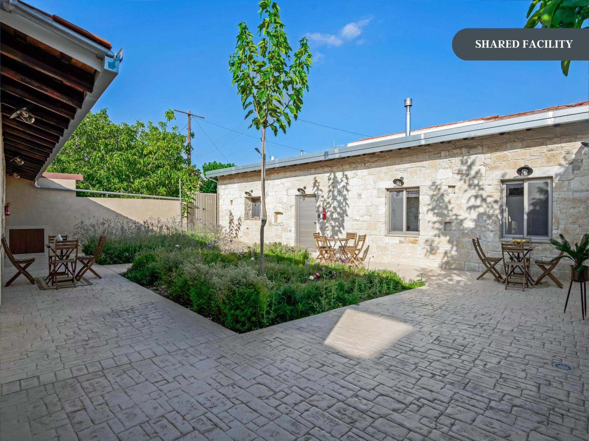 Sanders Andre Marie Apartment Vasa Kilaniou Bagian luar foto