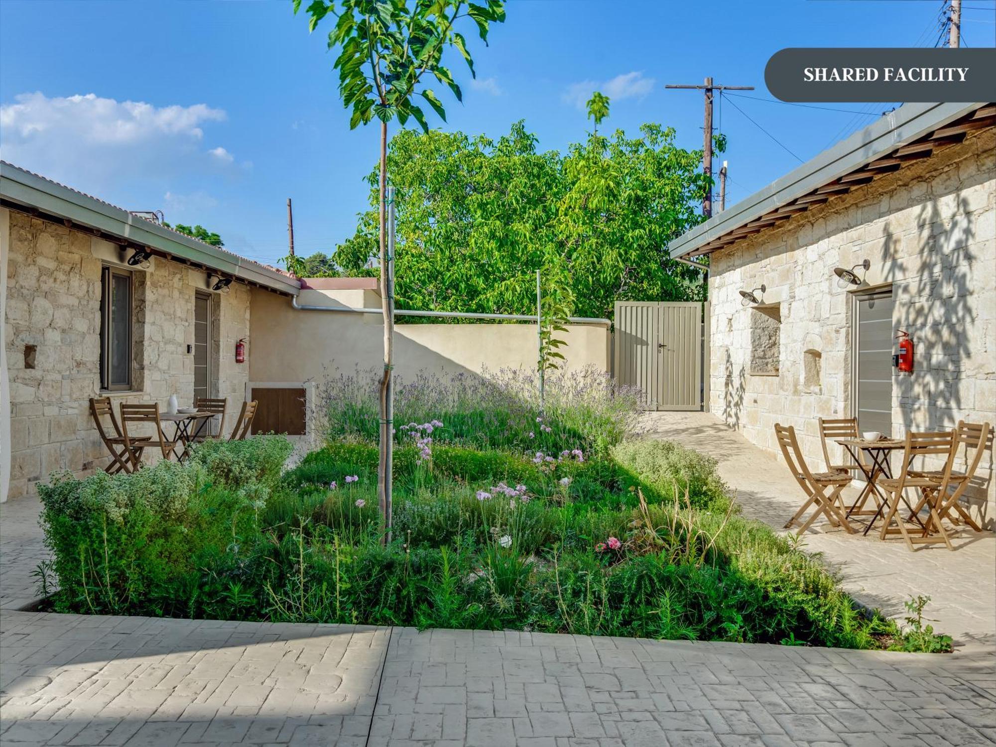 Sanders Andre Marie Apartment Vasa Kilaniou Bagian luar foto