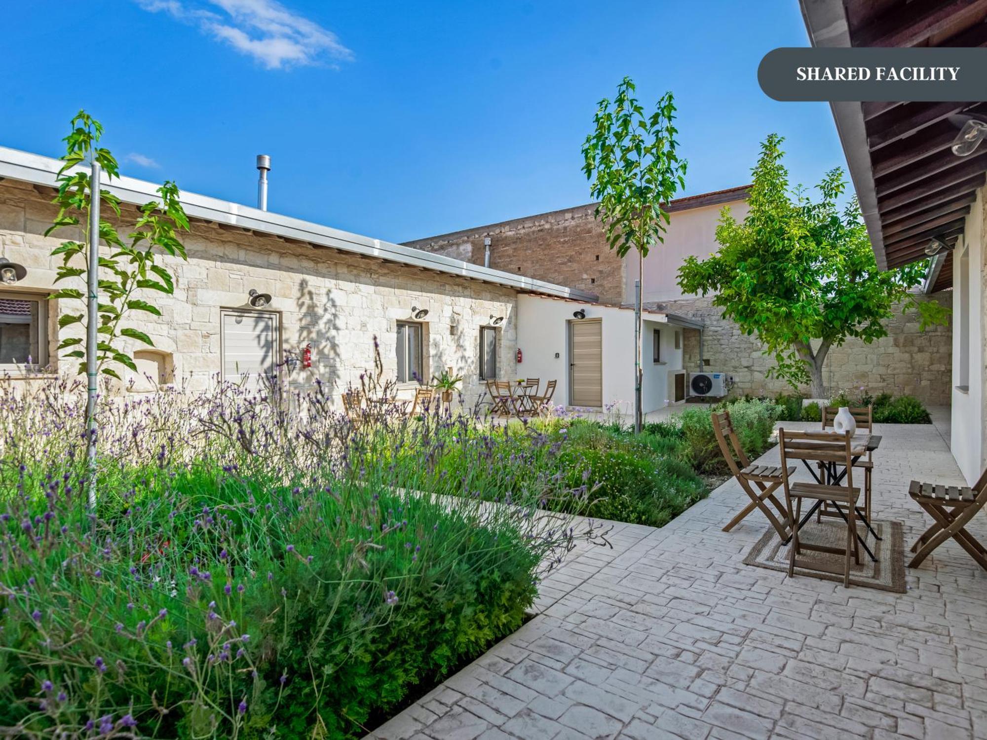 Sanders Andre Marie Apartment Vasa Kilaniou Bagian luar foto