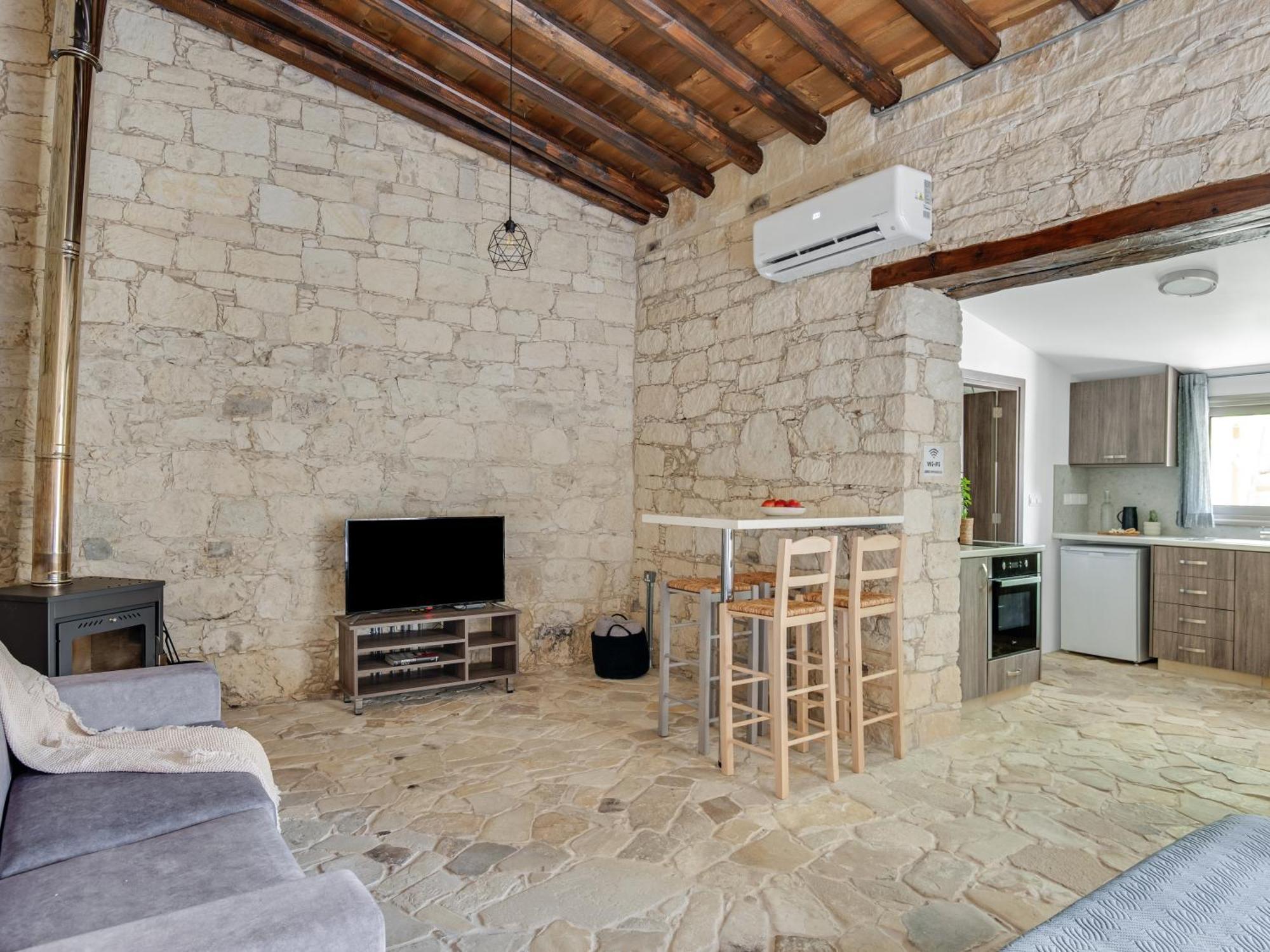 Sanders Andre Marie Apartment Vasa Kilaniou Bagian luar foto